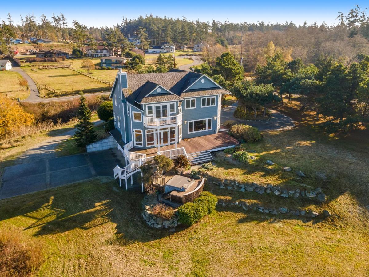 Villa La Isla Oak Harbor Exterior photo